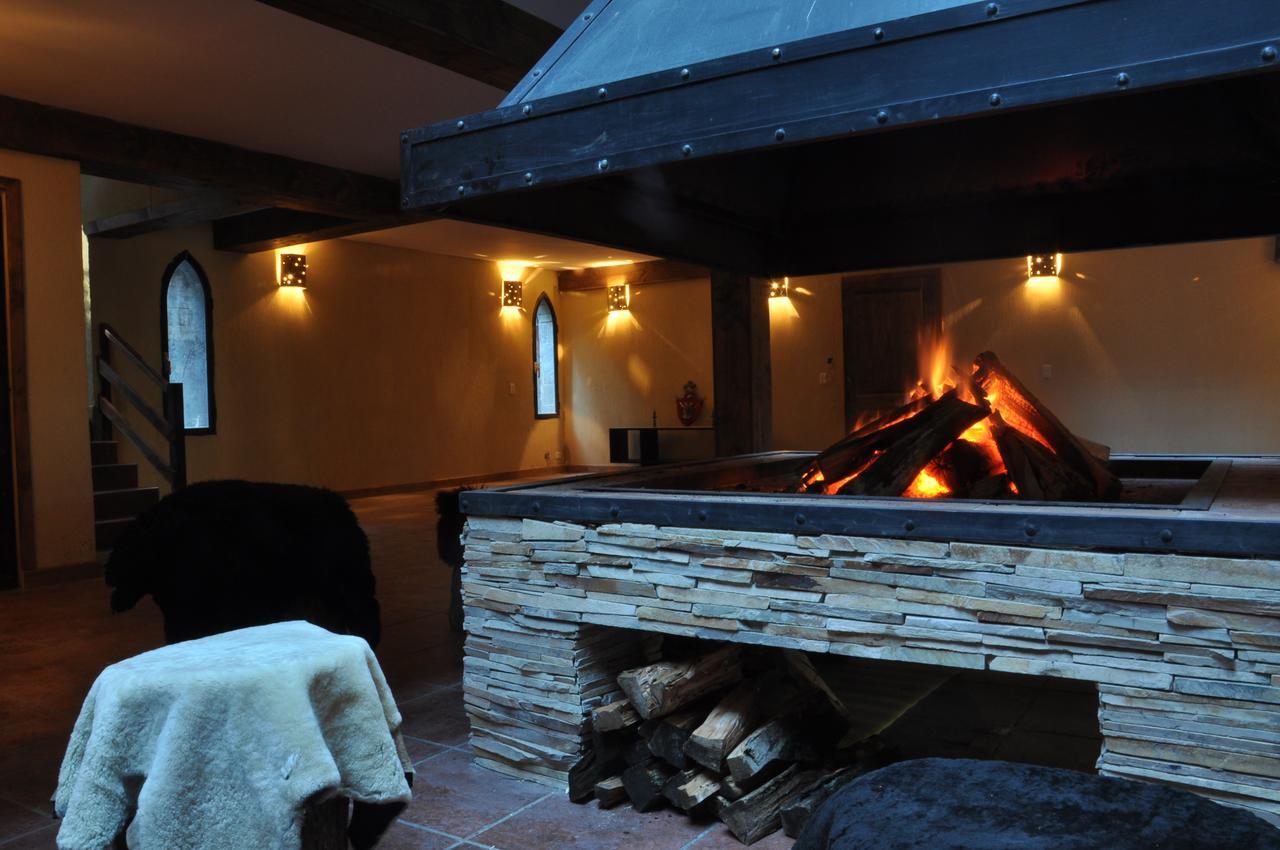 Del Caballero Castillo Hotel 维拉·拉·安古斯图拉 外观 照片